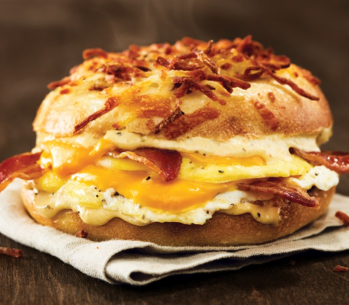 Cheesy hash brown bagel bruegger's